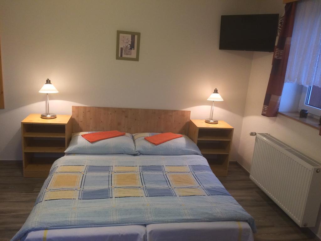 Penzion U Pily Paseky nad Jizerou Kültér fotó