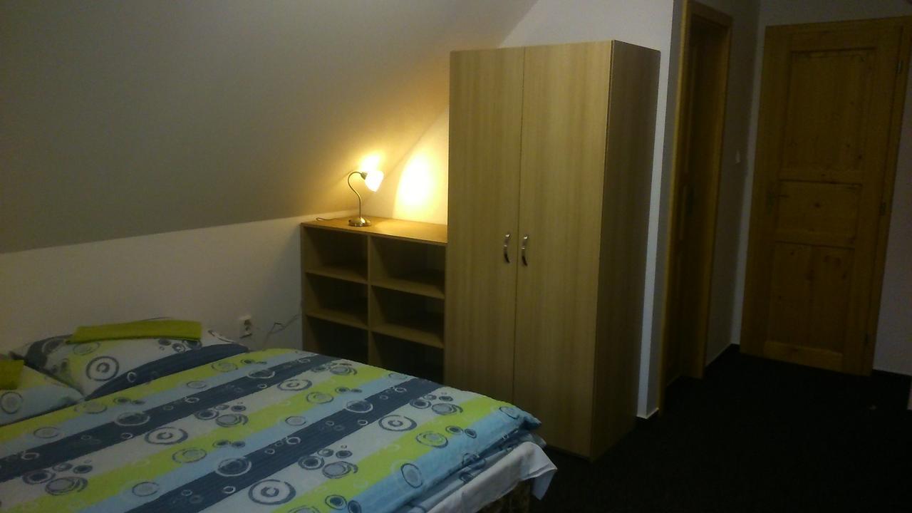 Penzion U Pily Paseky nad Jizerou Kültér fotó