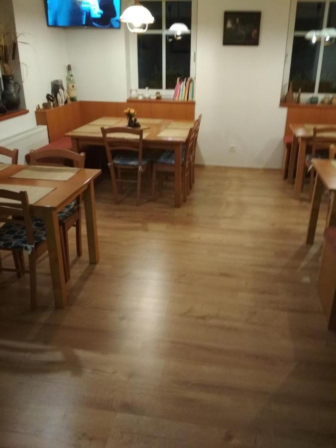 Penzion U Pily Paseky nad Jizerou Kültér fotó